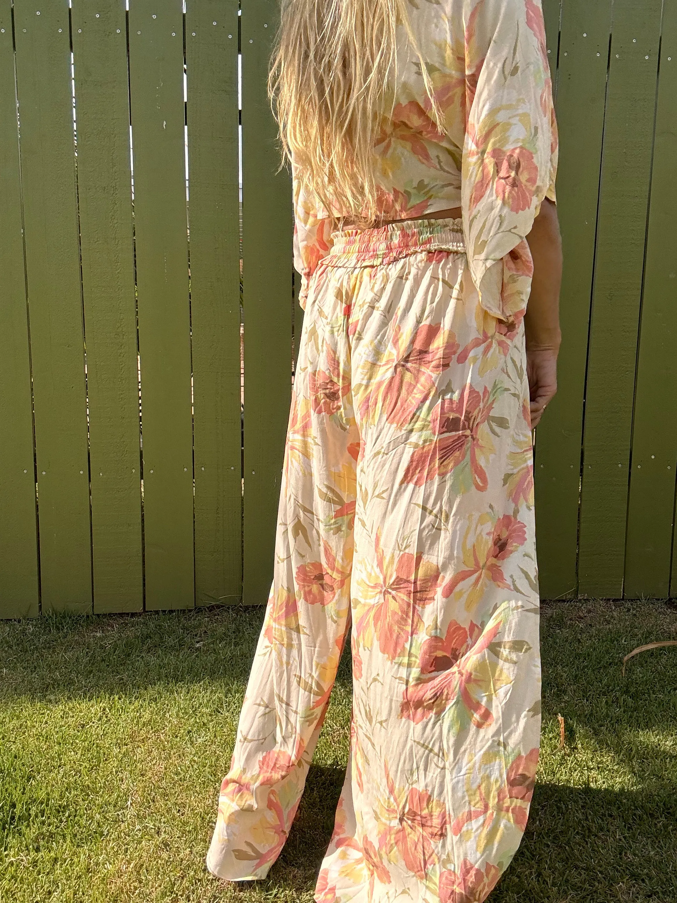 Coral Blooms split leg pant