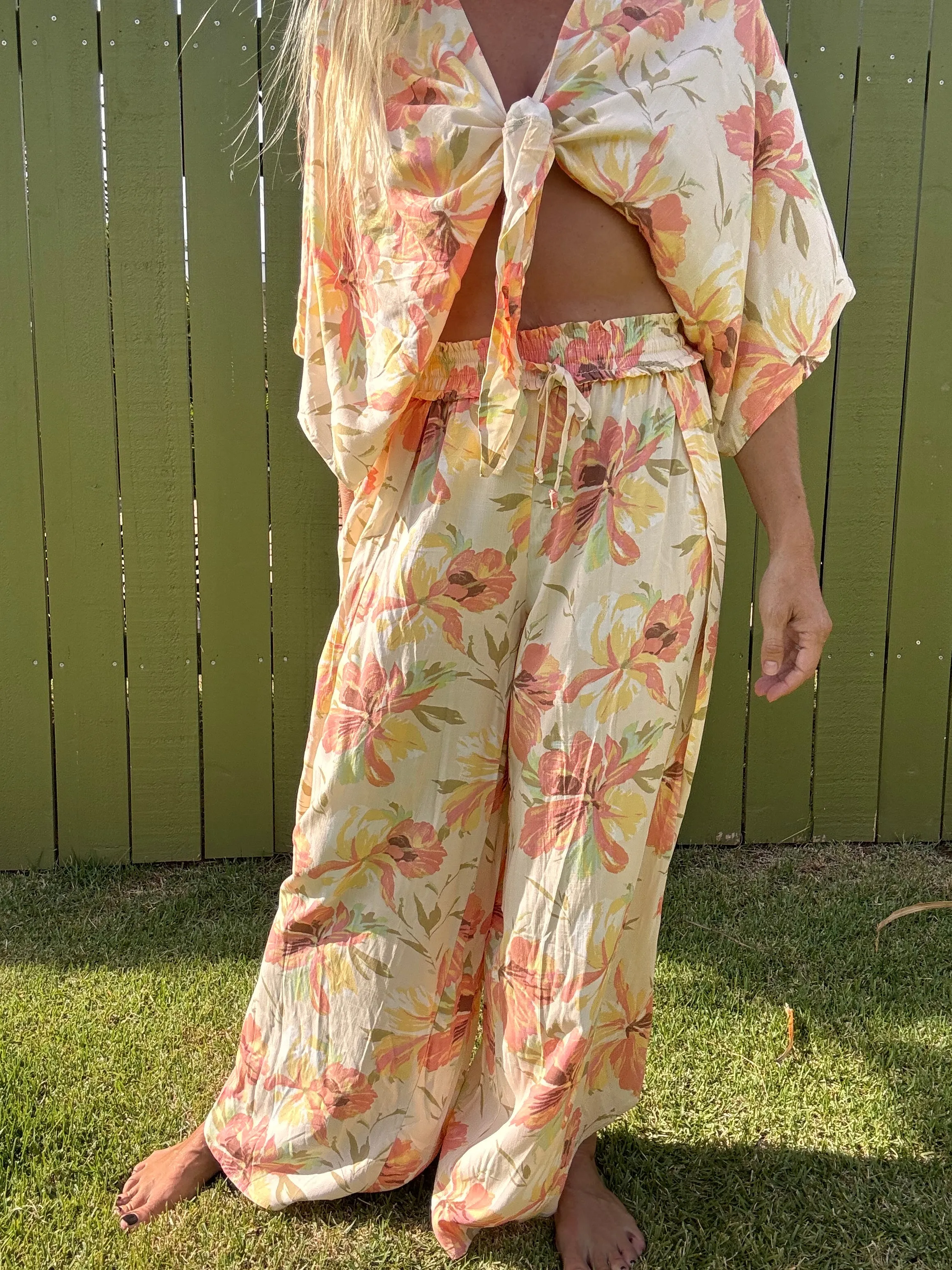 Coral Blooms split leg pant