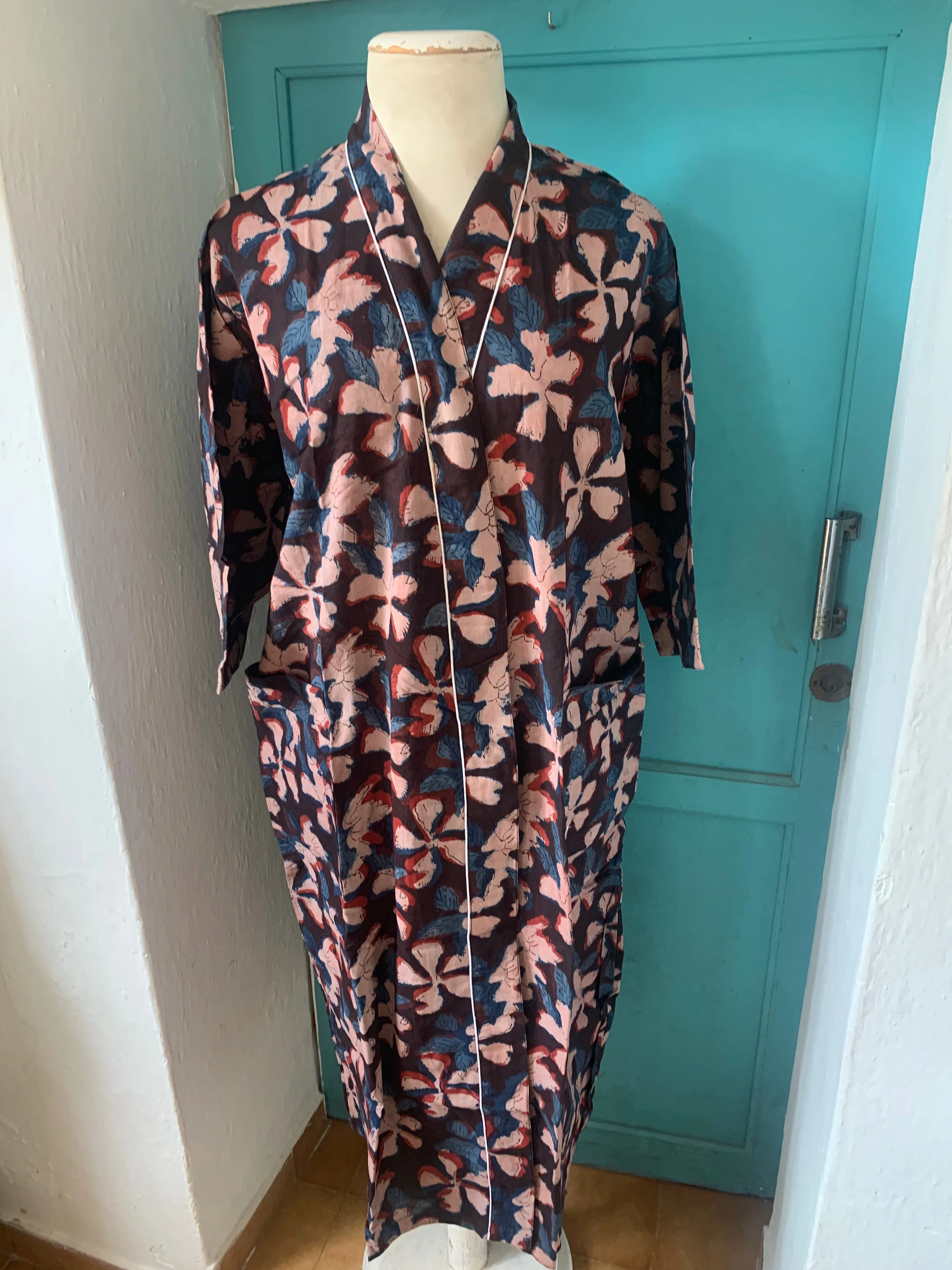 Kimono 👘 in happy block print cotton